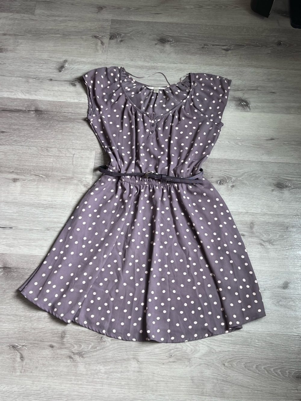LC Lauren Conrad Mauve Polka Dot Shell